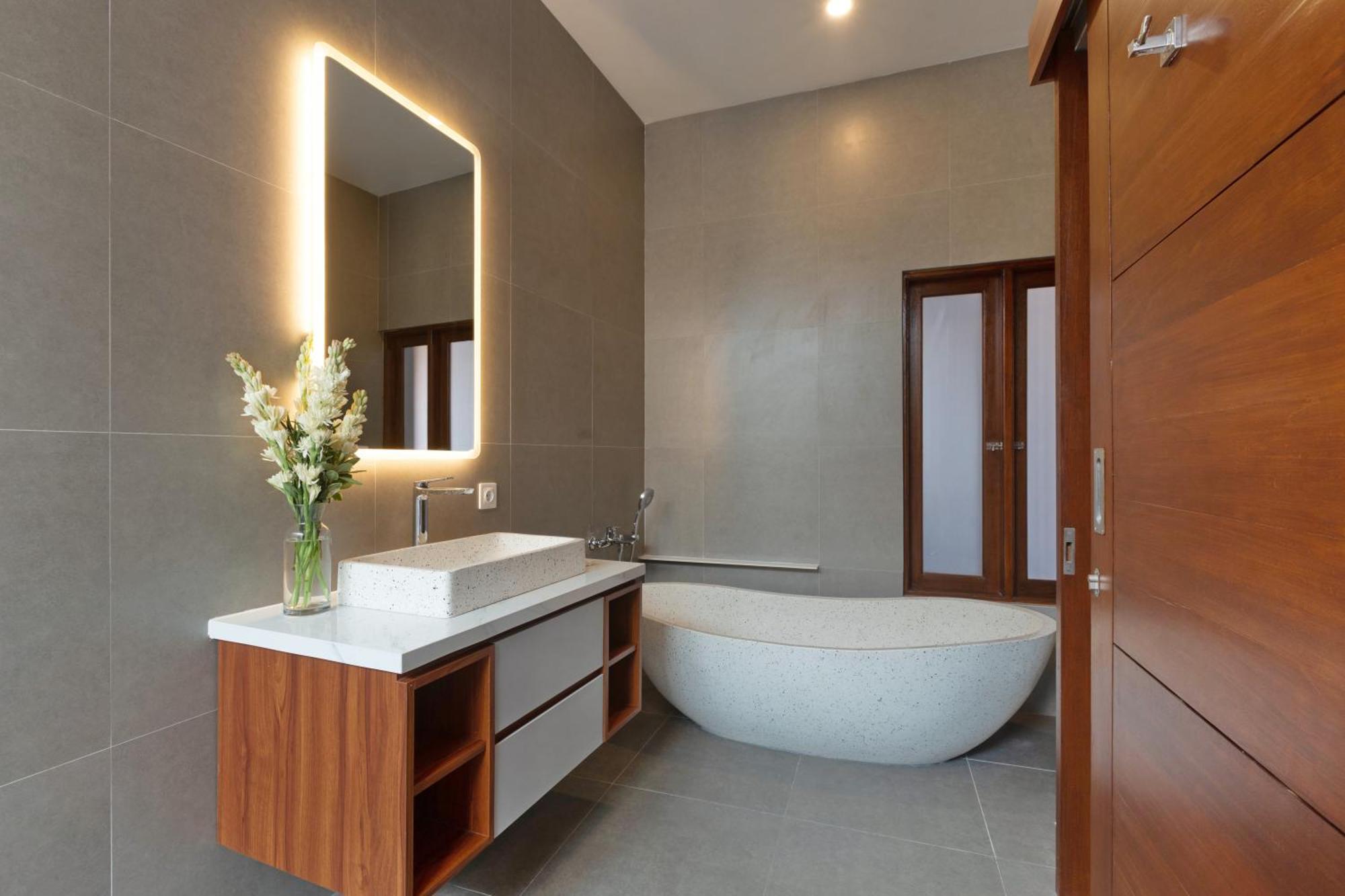 Villa Imah Bali At Basangkasa Seminyak (Bali)