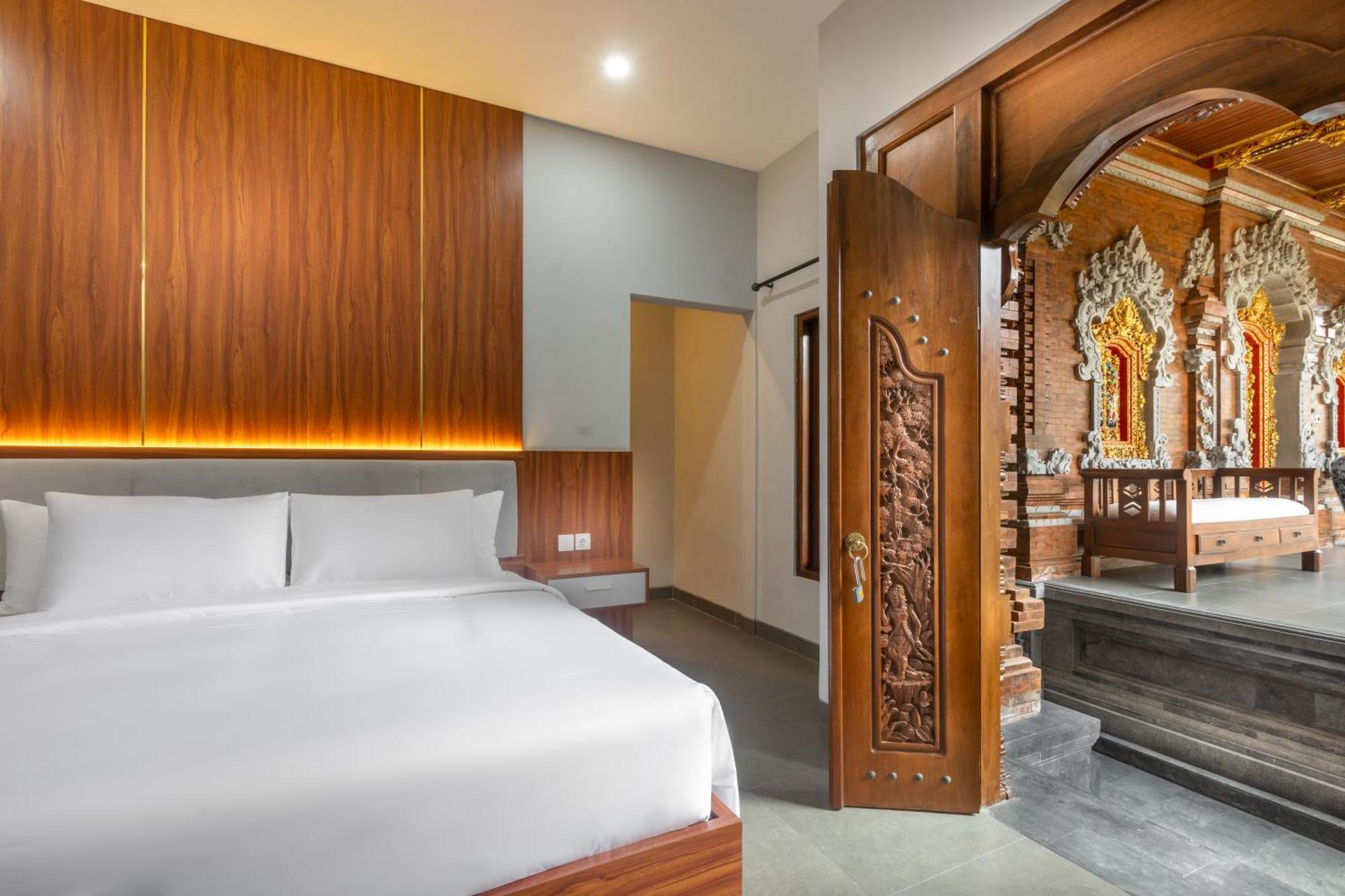 Imah Bali At Basangkasa Villa Seminyak (Bali)